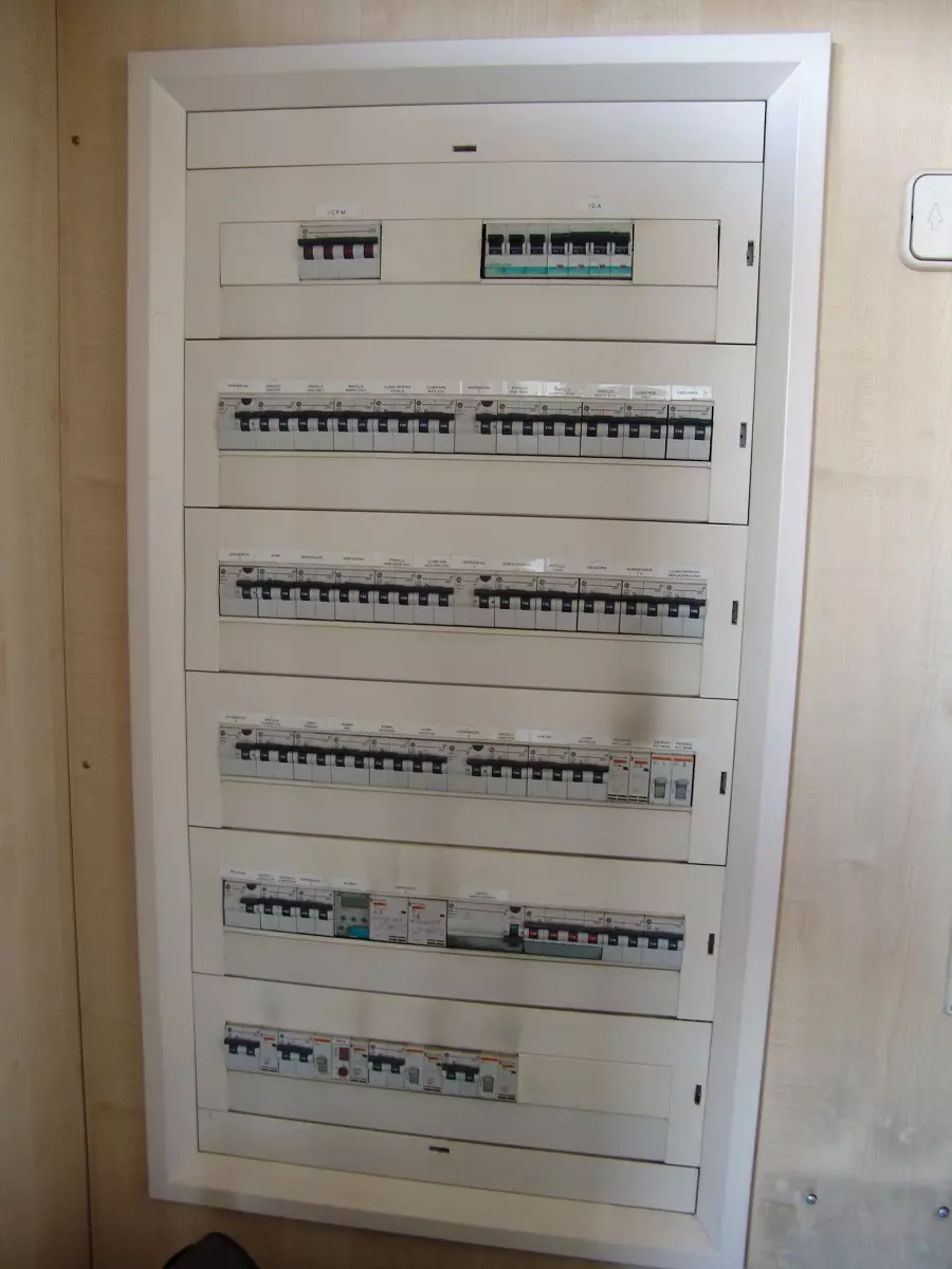 Proyecto eléctrico Almería